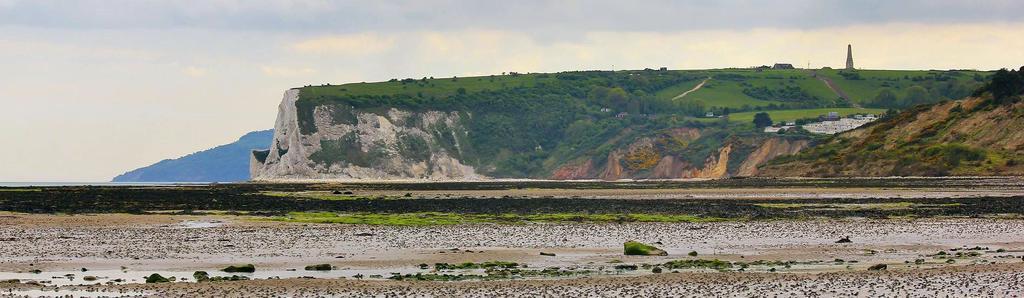 The Crab And Lobster Inn Bembridge Bagian luar foto