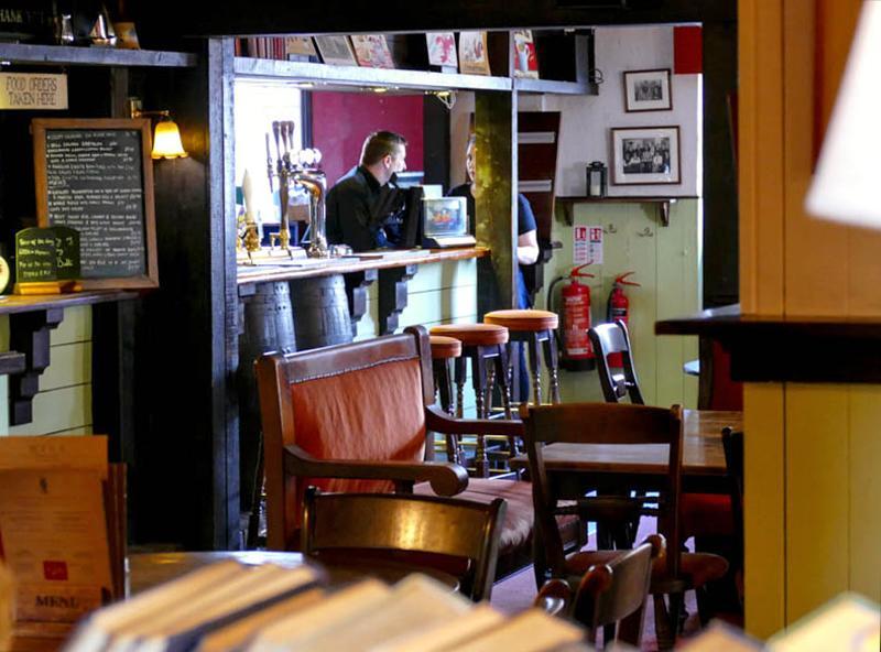 The Crab And Lobster Inn Bembridge Bagian luar foto